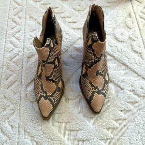 Vince Camino booties